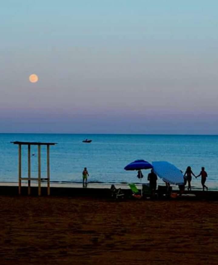 Вилла A Pozzallo Vicino Al Mare Экстерьер фото